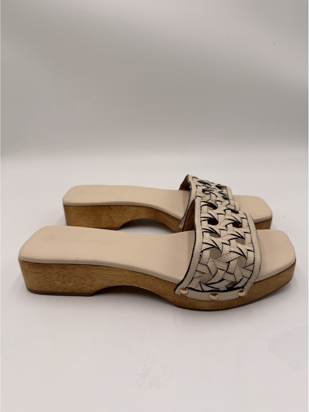 Women’s Tory Burch Basket-Weave clogs cream calf leather Size 9.5M